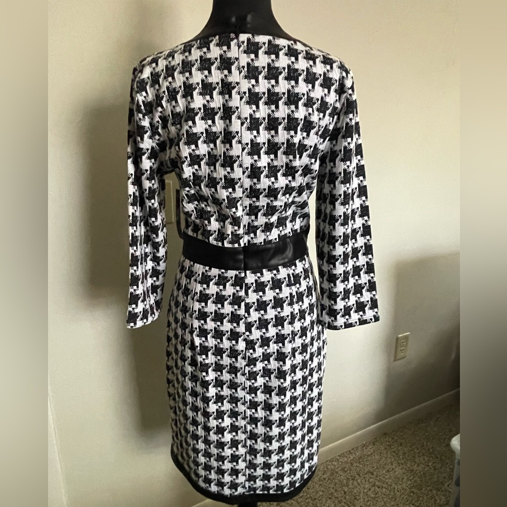 Dress NEW - Picture 2 of 13